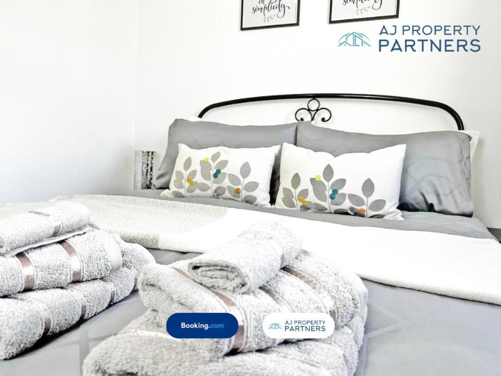 Holiday home Premium L Hill View L Last-minute Offer L L Aj L Perfect For Short Or Long L 4beds 4bedrooms